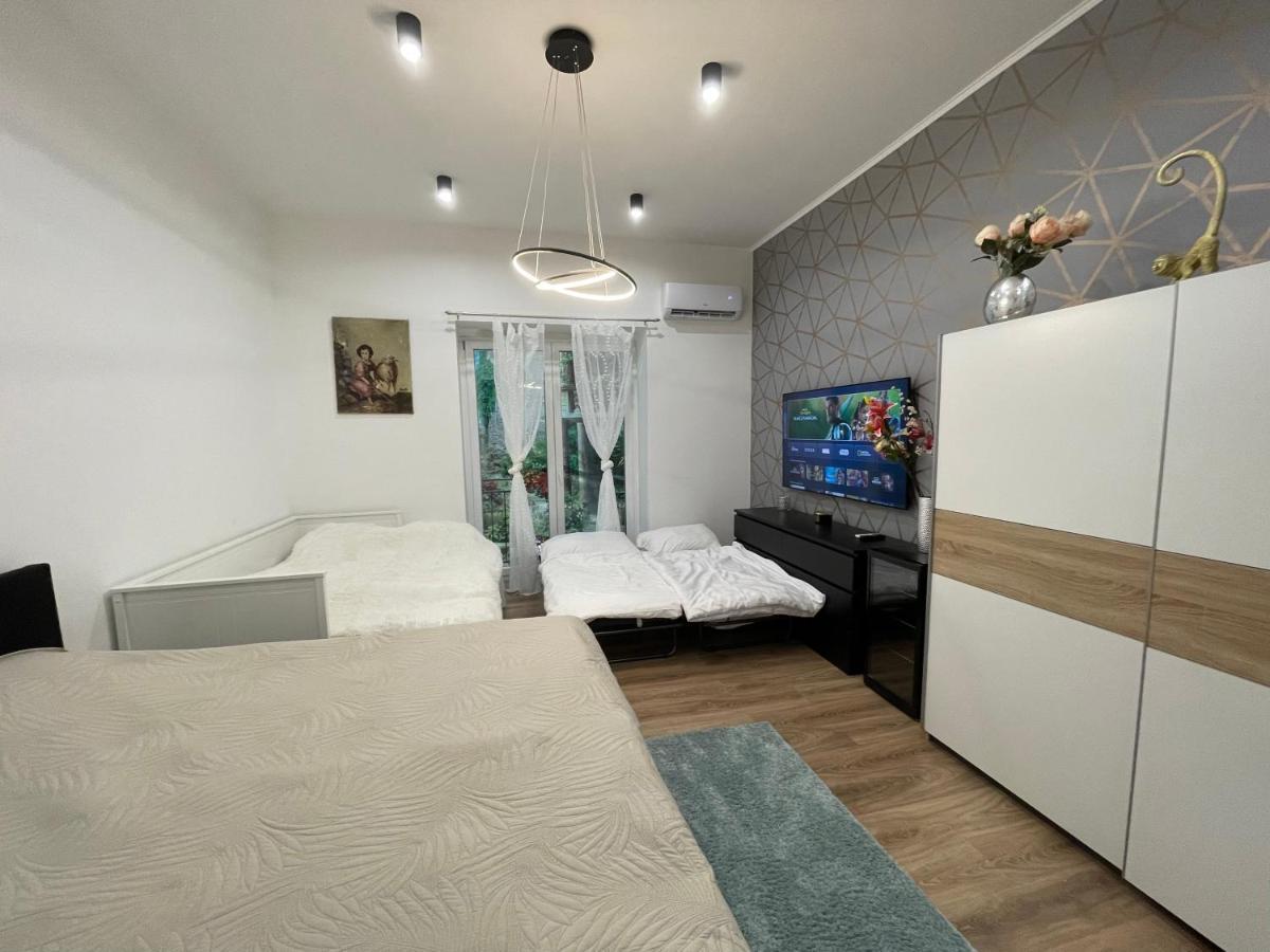 Budapest Garden Apartman Ngoại thất bức ảnh